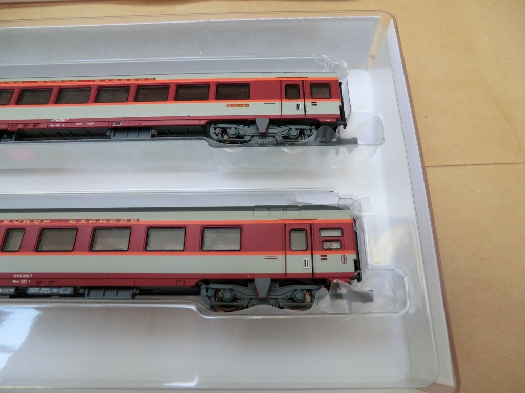 Trix 15691、15692 SNCF TEE “CAPITOLE” フランス国鉄 Minitrix