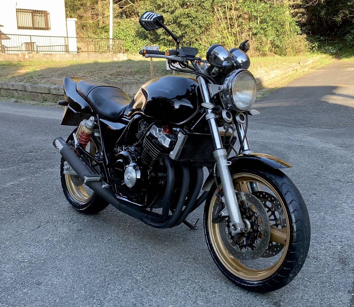☆HONDA☆CB400SF☆NC31☆艶々ブラック外装☆モリワキ集合管☆綺麗☆実 ☆HONDA☆CB400SF☆NC31☆艶々ブラック外装☆モリワキ集合管☆綺麗☆実
