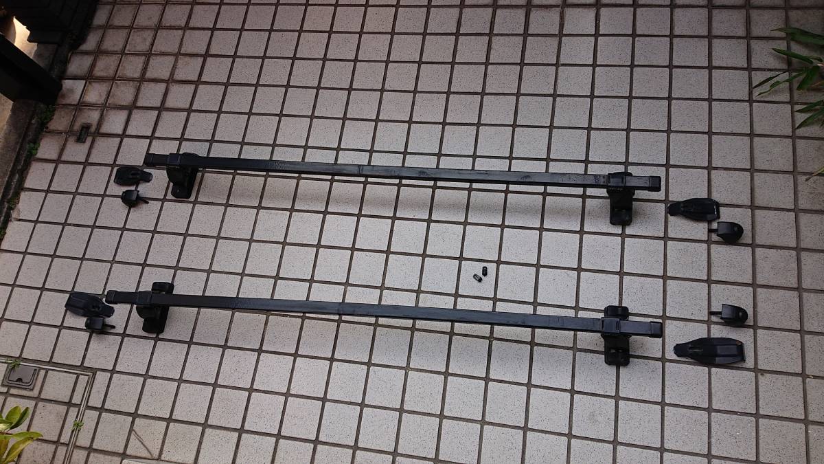 TERZO テルッツォ ルーフボックス＋フリード用キャリアベース＋キャリアバー 鍵２個付き ダンパースムースです_4