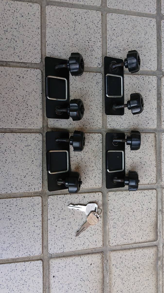 TERZO テルッツォ ルーフボックス＋フリード用キャリアベース＋キャリアバー 鍵２個付き ダンパースムースです_5