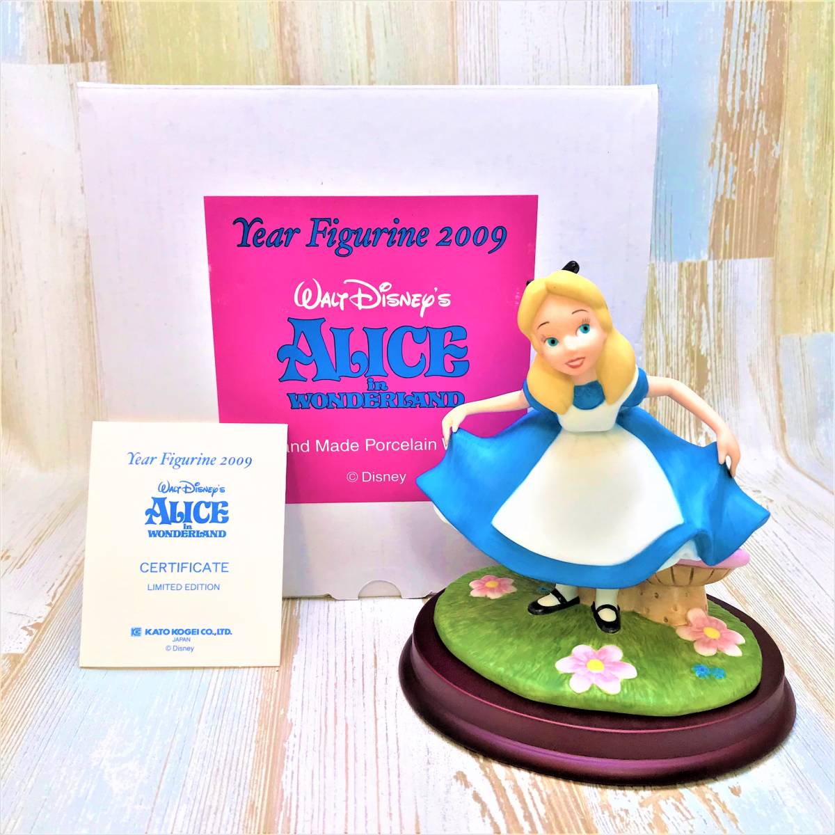激レア 不思議の国のアリス Alice in Wonderland 陶器製フィギュア 