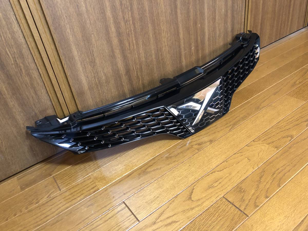 希少 良品 レア 130 135マークX 後期 純正 レーダー用 グリル プリクラッシュ 黒 スポーツ トヨタ GRX 検索 TRD 前期 中期