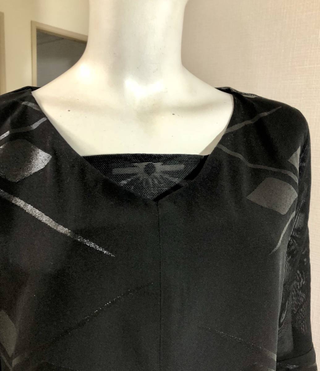 着物リメイク 黒縮緬 特殊加工柄の反物と夏帯透ける布のチュニックワンピース 女性用 売買されたオークション情報 Yahooの商品情報をアーカイブ公開 オークファン Aucfan Com