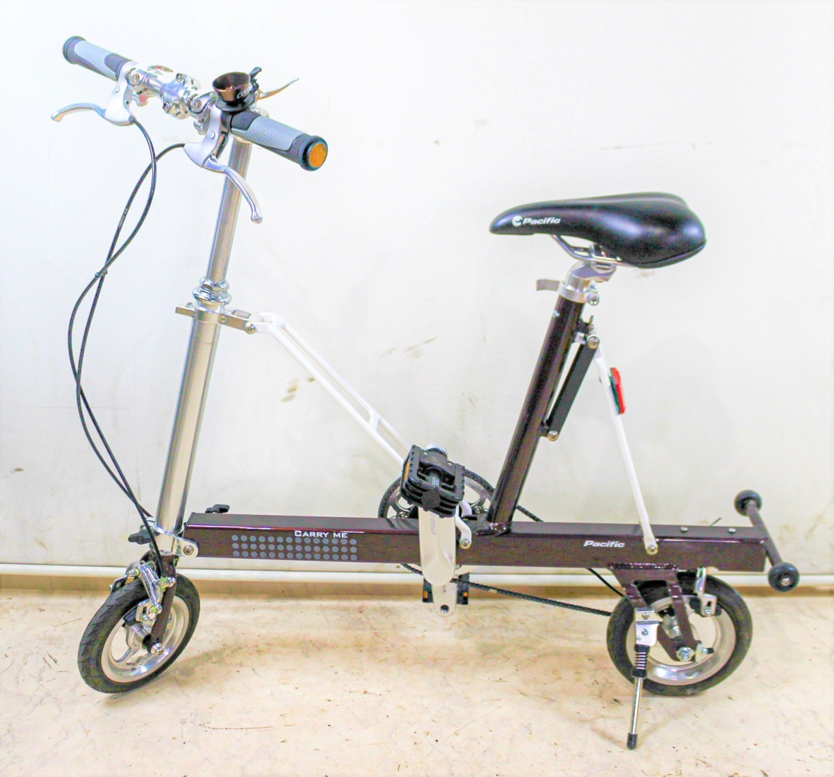 Pacific CarryMe Tire Solid Japan | CARRY Cycles Air 持ち歩きに便利