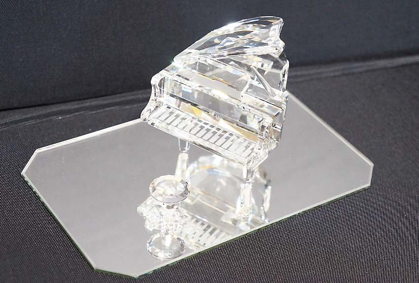 ☆SWAROVSKI スワロフスキー/ グランドピアノ クリスタル 置物