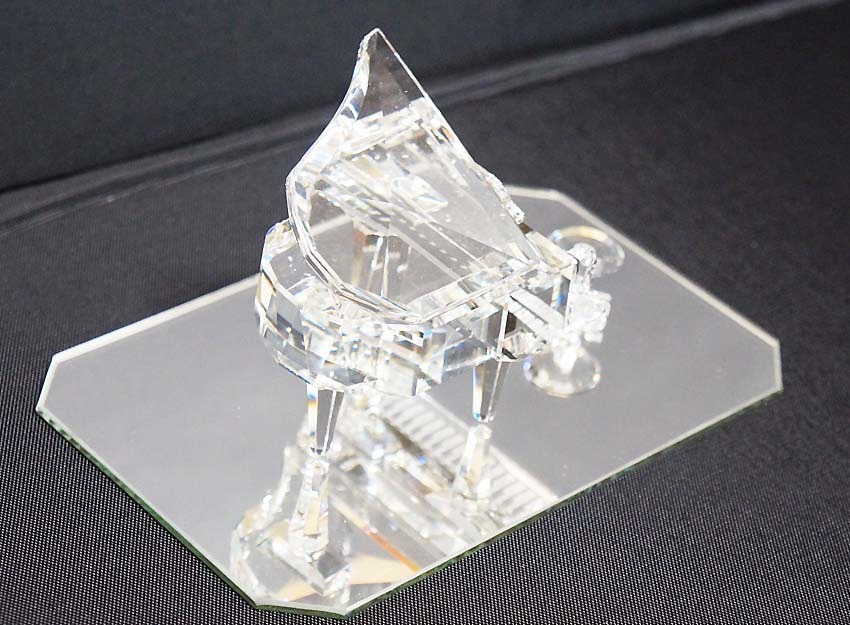 ☆SWAROVSKI スワロフスキー/ グランドピアノ クリスタル 置物