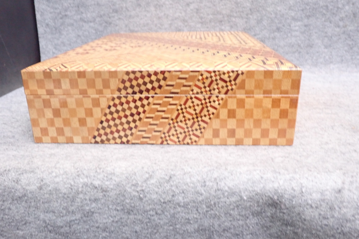 箱根寄木細工 | 文庫 日常使いする「箱」にもこだわってみる。箱根の