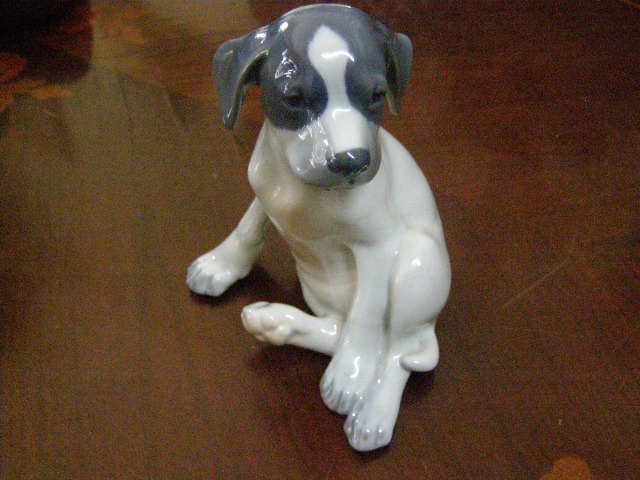 ロイヤルコペンハーゲン フィギュリン　ポインターパピー　デンマーク製 フィギュリン ポインター ロイヤルコペンハーゲン 子犬 デンマーク製