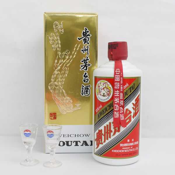 貴州茅台酒 マオタイ酒 中国酒 500ml 箱 ミニグラス付き 53% 貴州茅台酒 マオタイ酒 中国酒 500ml 箱 ミニグラス付き 53% Amazon.co