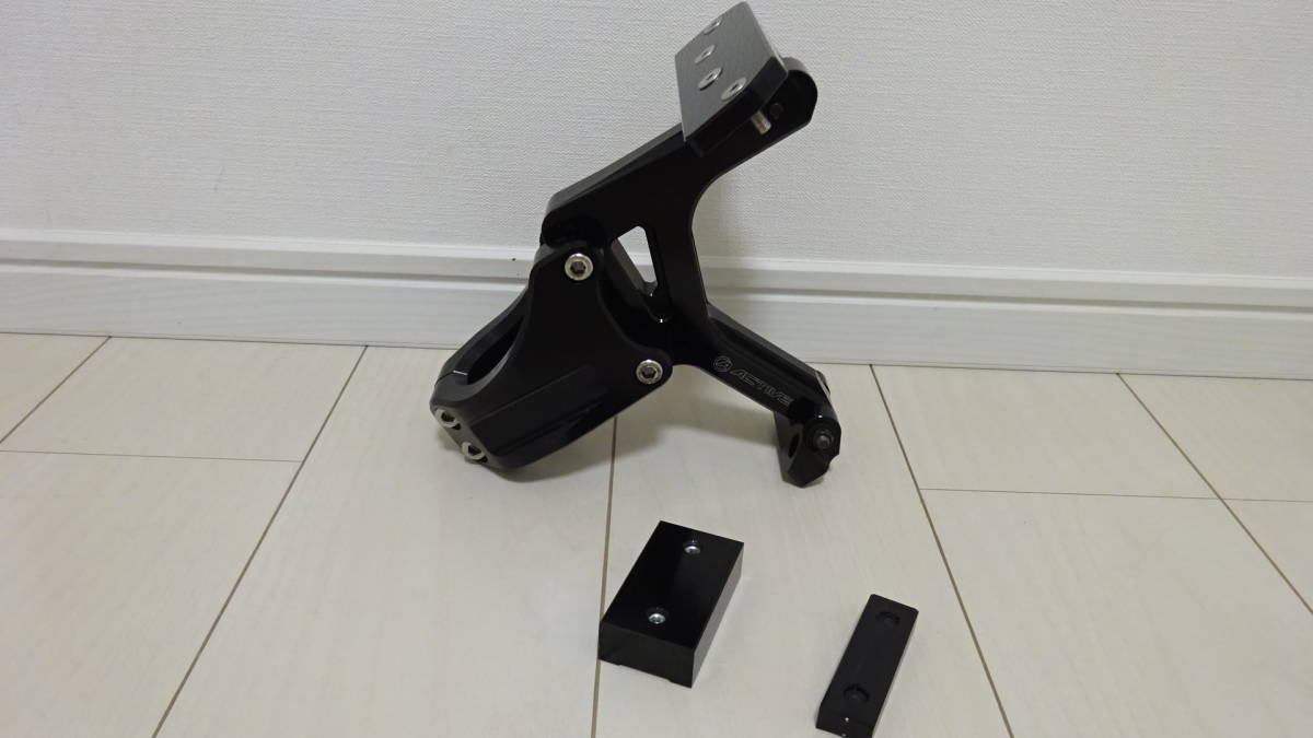 ZRX1200 DAEG ダエグ　アクティブ　フレーム　マウント　カウルステー