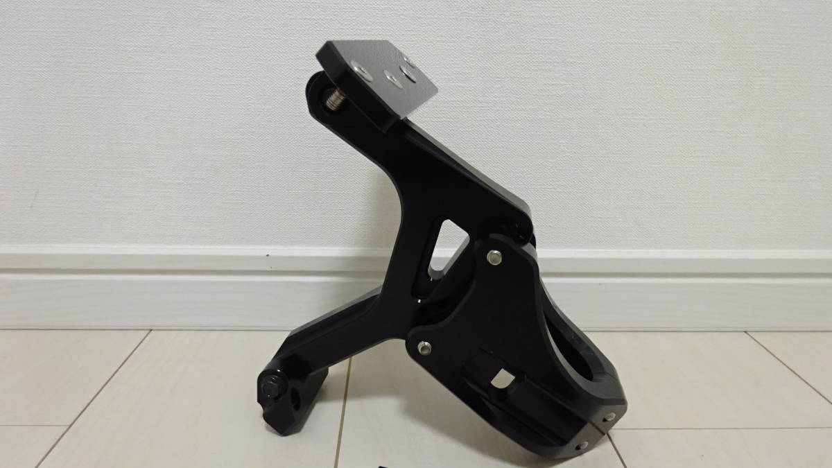 ZRX1200 DAEG ダエグ　アクティブ　フレーム　マウント　カウルステー