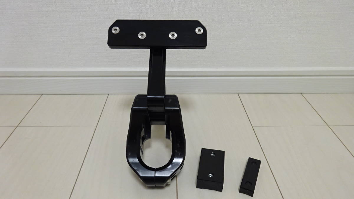 ZRX1200 DAEG ダエグ　アクティブ　フレーム　マウント　カウルステー