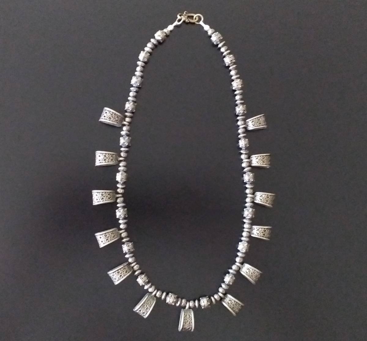 ◇極上美品!!◇TUAREG SILVER トゥアレグ族 シルバービーズ ネックレス