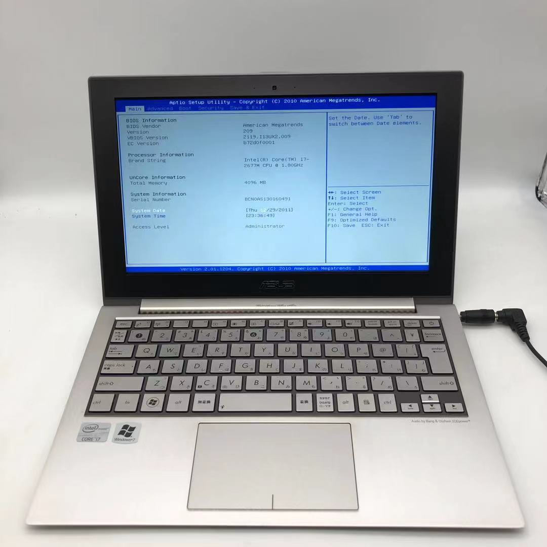 ASUS/UX21E/第二世代 Core i7/メモリ4GB/11.6インチ/⑤