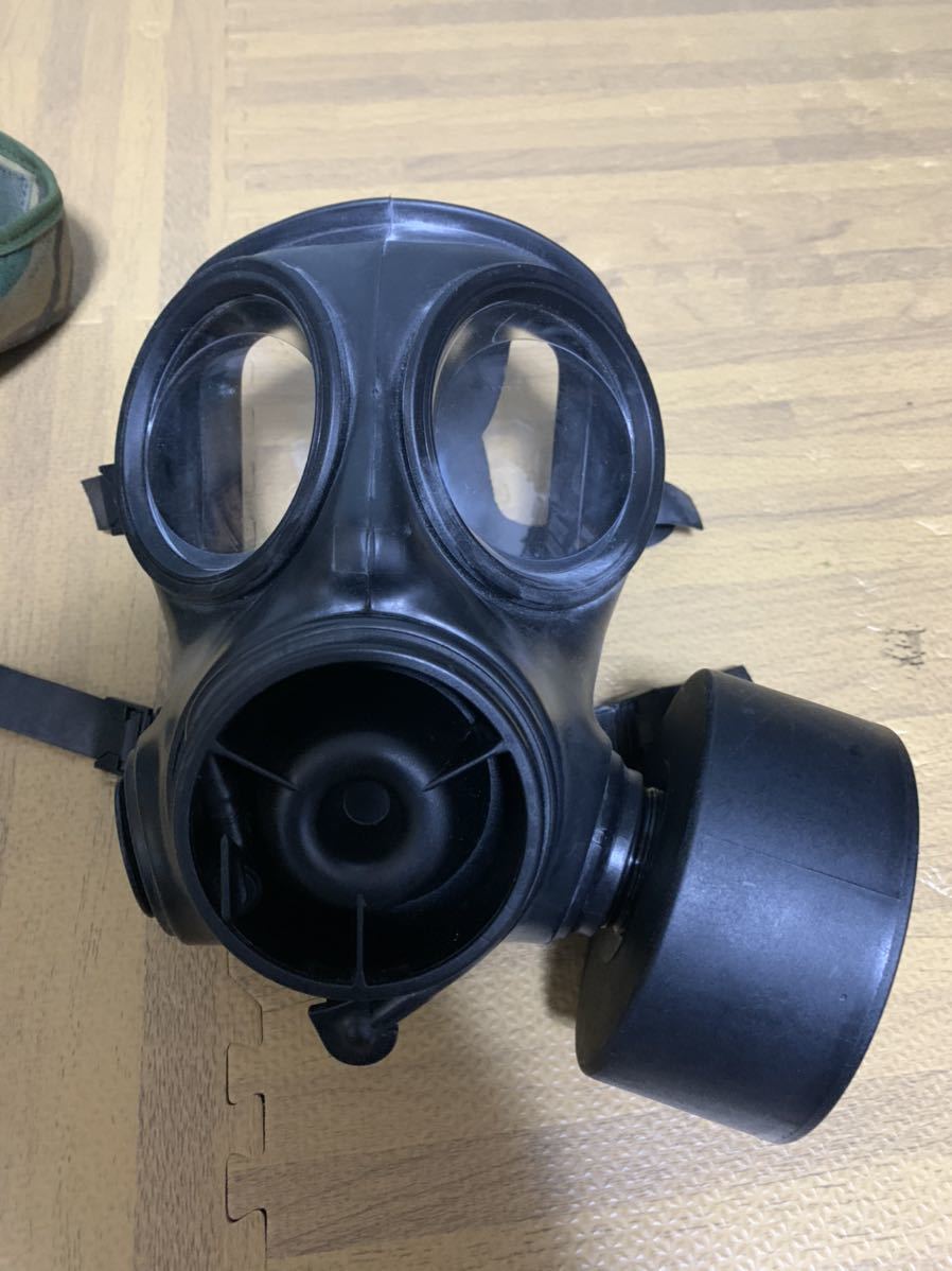 イギリス軍 S10ガスマスク＆DPMバッグ＋予備のフィルター イギリス軍 Yahoo S10ガスマスク＆DPMバッグ＋予備のフィルター