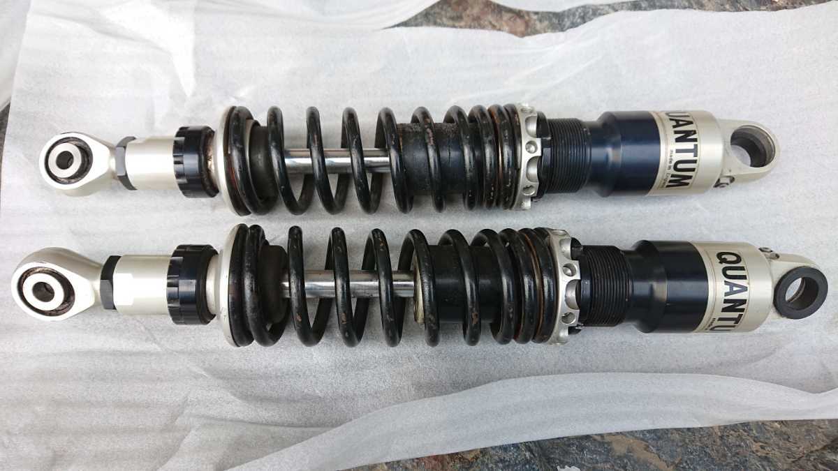 リアサスペンション QUANTUM Racing レーシング CB750 サスペンション 