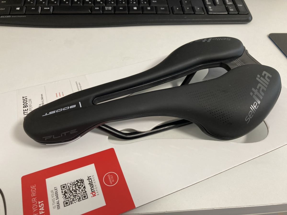 selle ITALIA(セラ イタリア) FLITE BOOST TM S.FLOW Mn(フライト