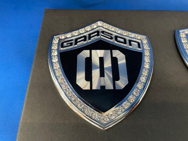 ギャルソン ｄａｄ プロングエンブレム ｔｙｐｅカイザー シルバー クリスタル 品番 ｓａ６２７ １ アクセサリー 売買されたオークション情報 Yahooの商品情報をアーカイブ公開 オークファン Aucfan Com