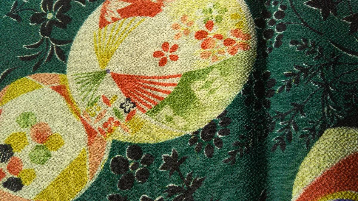 古布 縮緬 錦紗縮緬 正絹 縮緬細工 吊るし雛 押絵 人形制作等(ちりめん)｜売買されたオークション情報、yahooの商品情報をアーカイブ公開 ...