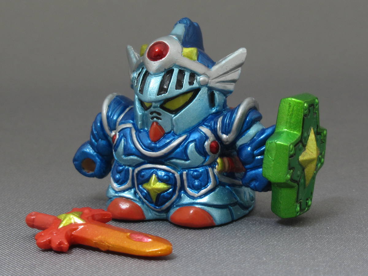 ガン 消し ナイトガンダム 三種の神器 三種の神器を装備 METAL ROBOT魂