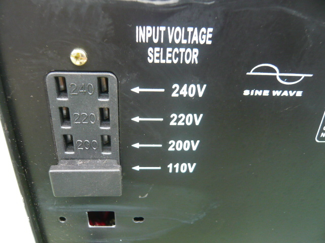 1◇トランスフォーマー 変圧器 STU-1500 240V 220V 110V◇通電OK◇E