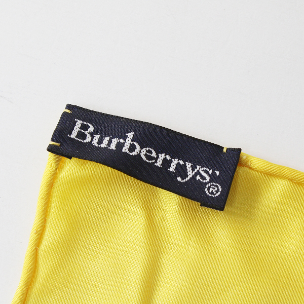 BURBERRYS ノバチェック柄　スカーフ シルク100% ビンテージ BURBERRYS ノバチェック柄 スカーフ シルク100% ビンテージ BURBERRYS