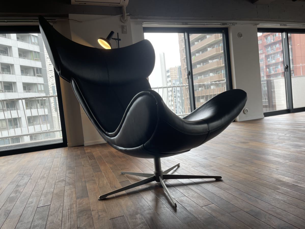 ボーコンセプト　総革　ラウンジチェア&オットマンセット BoConcept(ボーコンセプト)目をひくエレガントなデザインの 回転 リビング [ブラック&frasl;黒] 45万「Charlotte&frasl;シャーロット」「RICO&frasl;リコ 通販