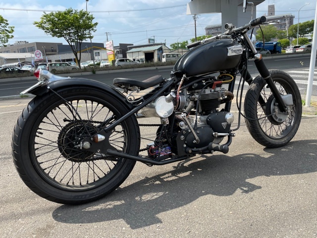 トライアンフ リジットフレーム公認 ボバースタイル 車検付き 要整備