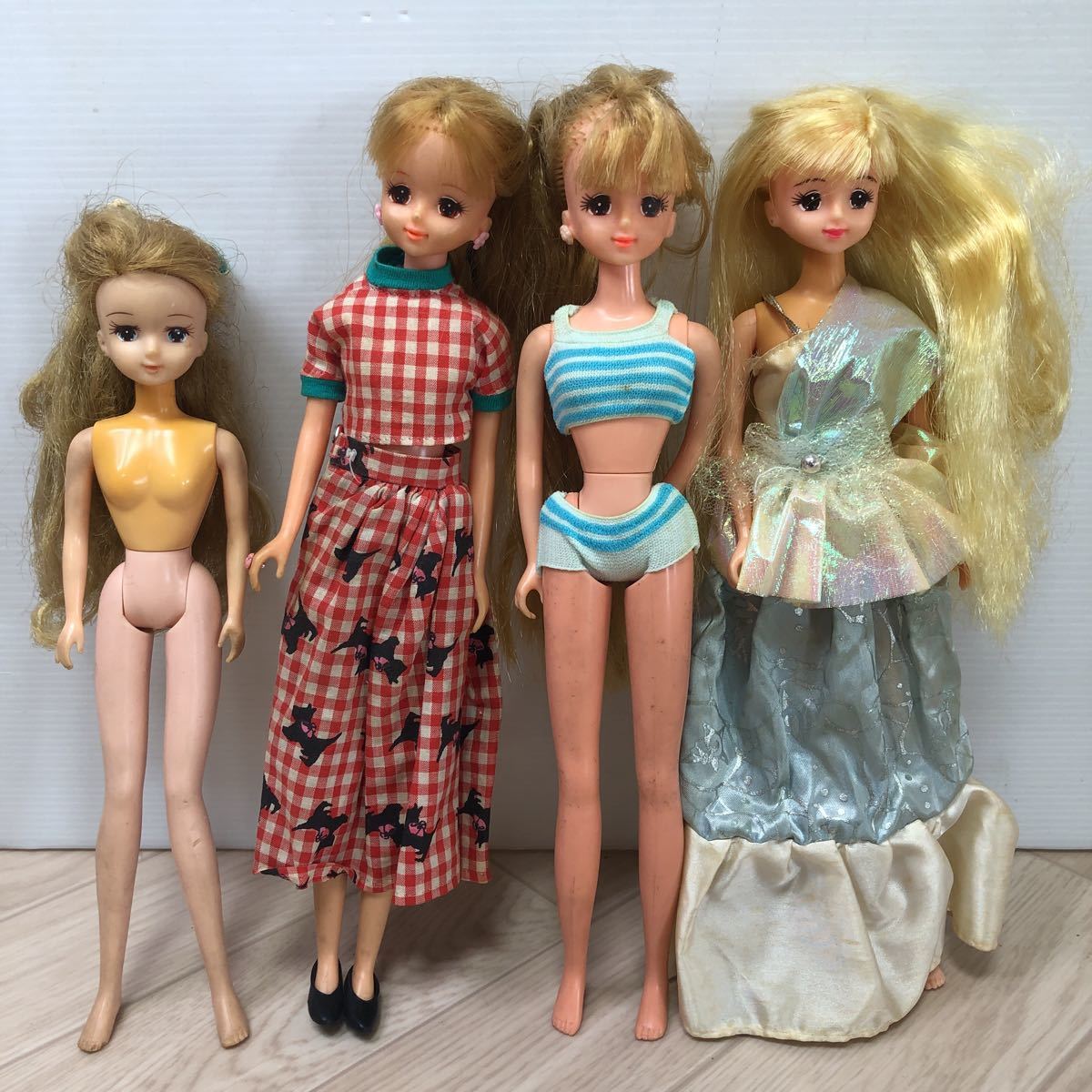  TAKARA JAPAN リカちゃん 4体 まとめて 昭和レトロ ビンテージ タカラ 当時物 着せ替え人形 お洋服 A1213(人形)｜売買されたオークション情報、yahooの商品情報をアーカイブ公開 - オークファン 人形