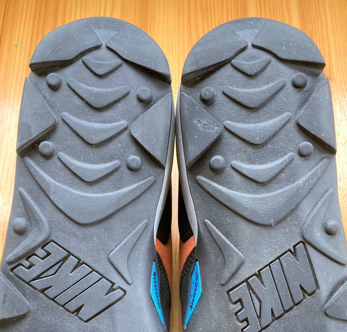 本物保証，低価 nike acg air revaderchiナイキACG9名作最新復刻モデル