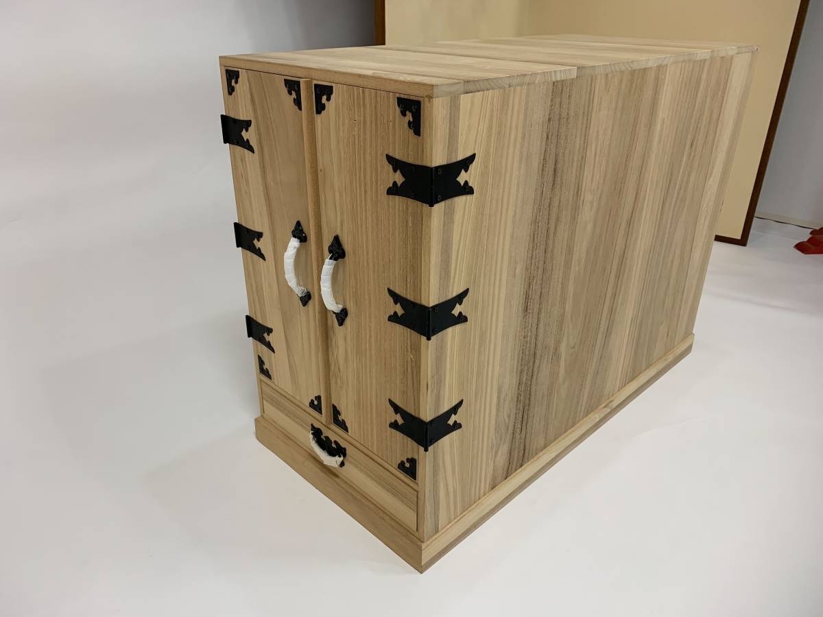 掛け軸箪笥【新品同様】隠し収納有り 軸箱入れ 桐箪笥 掛け軸収納