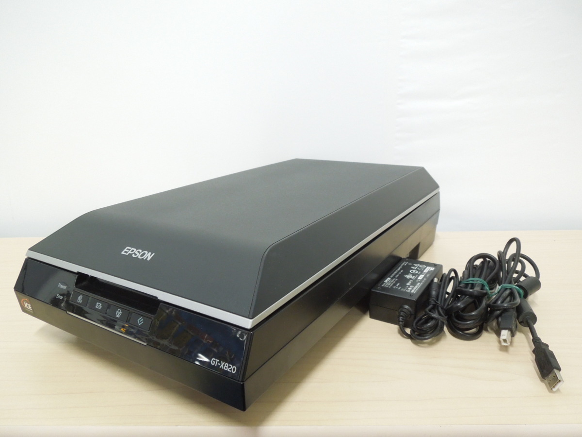 EPSON A4 フラットベッドスキャナー GT-X820 中古 B40139 GT EPSON A4 フラットベッドスキャナー GT-X820 中古 B40139 GT
