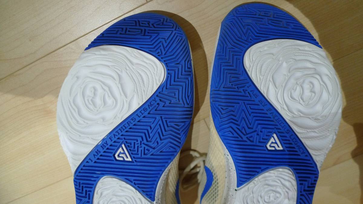 美品NIKE ズームフリーク1 NBA アデトクンボ ZOOM FREAK1 26.5 