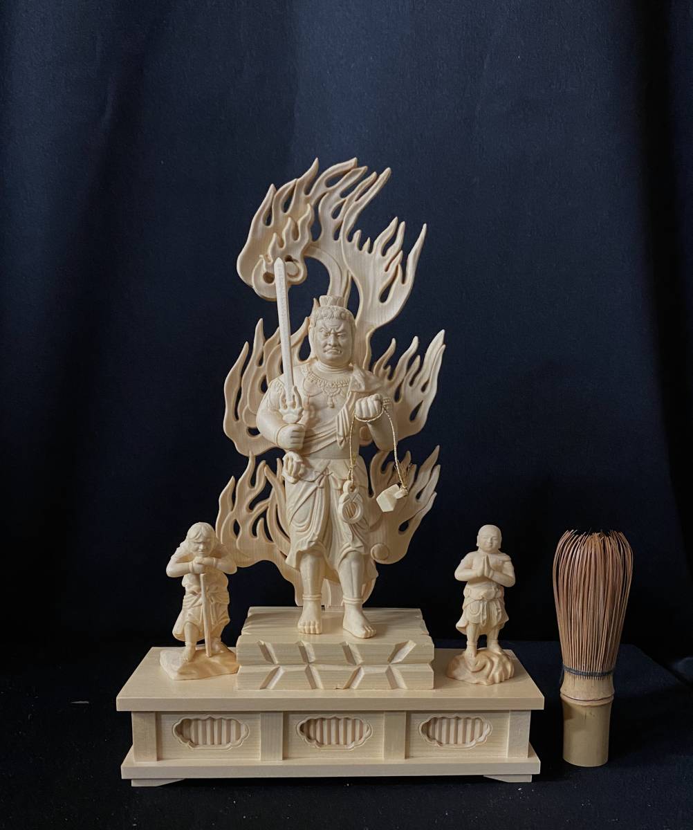 仏教工芸品 極上彫 井波彫刻 木彫仏像 毘沙門天立像 総楠製 ケヤキ材製