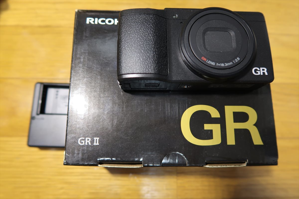 美品】RICOH GR2 美品】RICOH GR II Ricoh gr2 シャッター回数989回 美