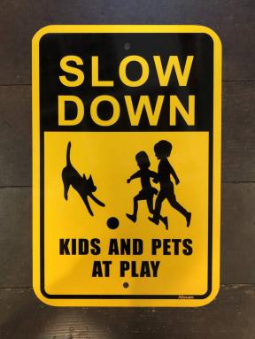 Down アメリカ Slow Yahoo!オークション 新品 道路標識 SLOW DOWN 
