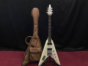 エレキギター 白のヤフオク!の相場・価格を見る｜ヤフオク!のエレキ 