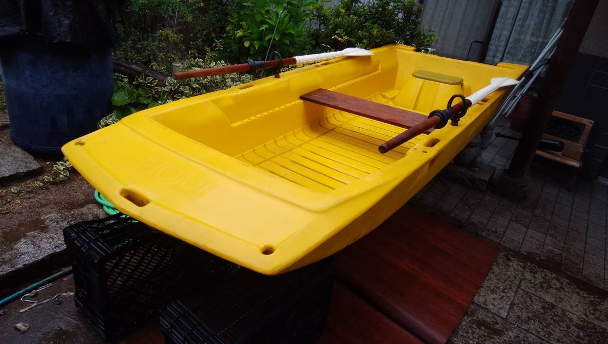 リョービ製 ボートエース ROB-30 全長300cm 幅113cm 重量38kg 定員3 
