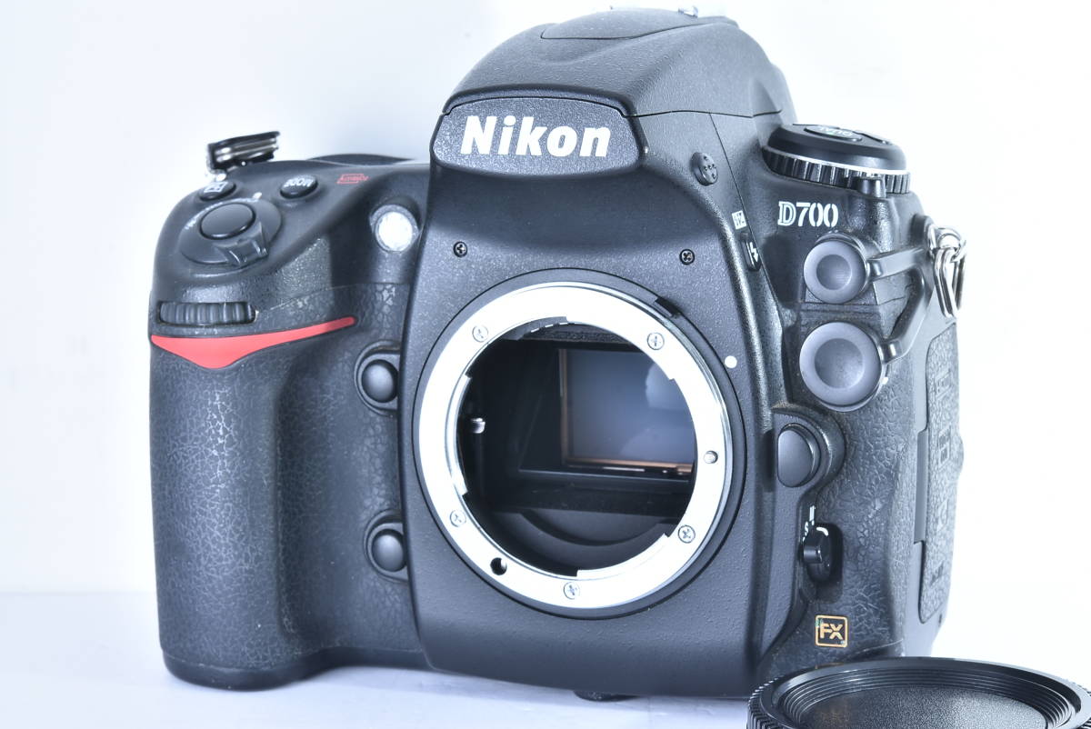 美品｜シャッター数 4300回] Nikon D5600 ダブルズームキット Nikon