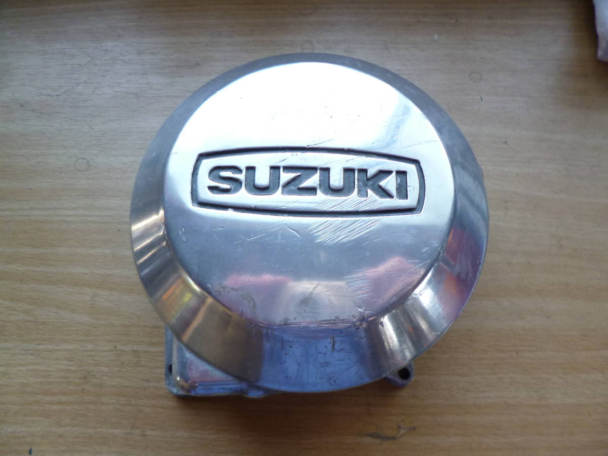 スズキ純正、廃盤、ジェネレータカバー、GT750 スズキ GT750 ジェネレーターカバー 初期型？ 【公式通販】
