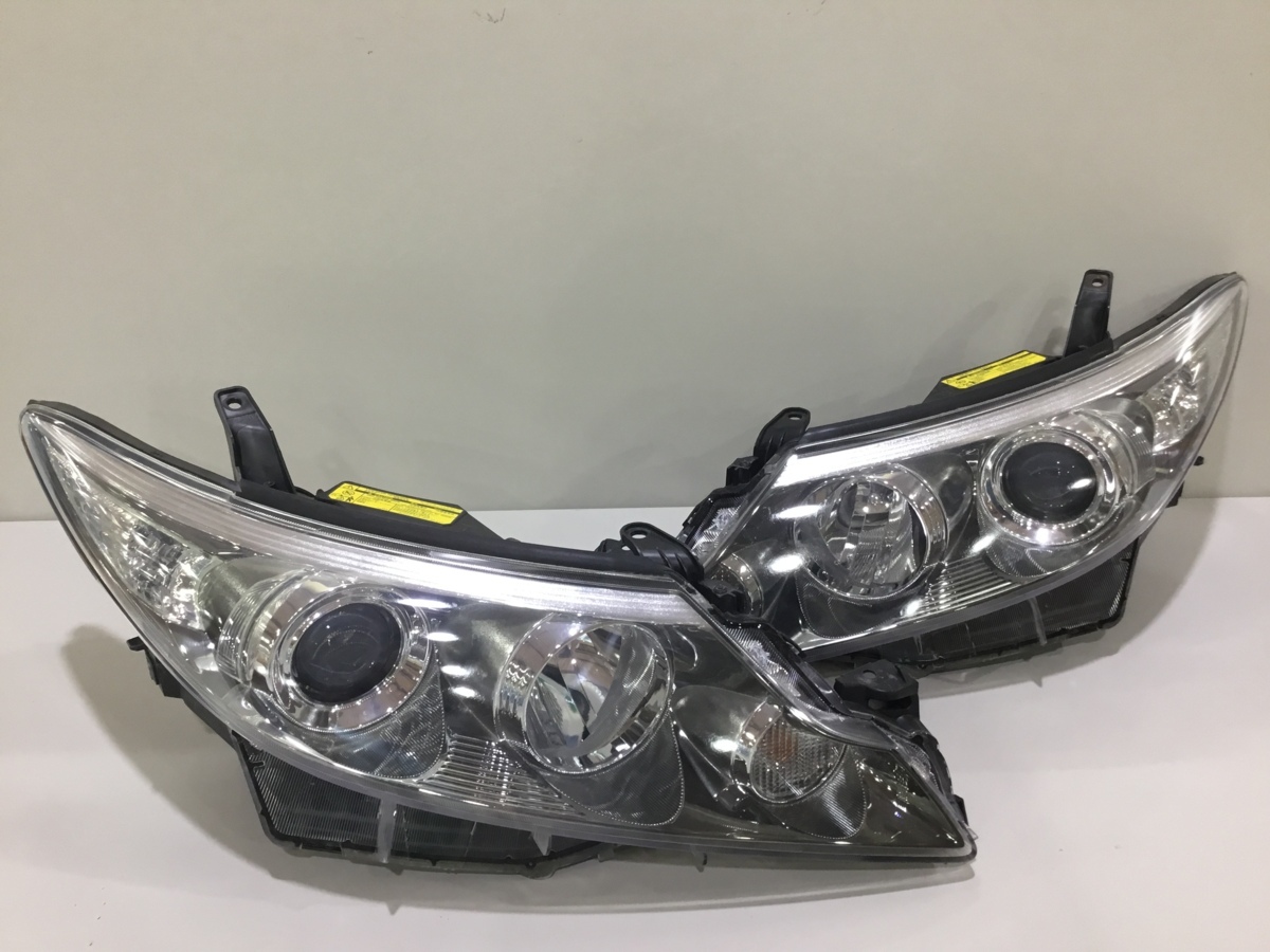 ワレ カケ 欠品無し！ 50 エスティマ 純正 KOITO 28-217 HID 左右