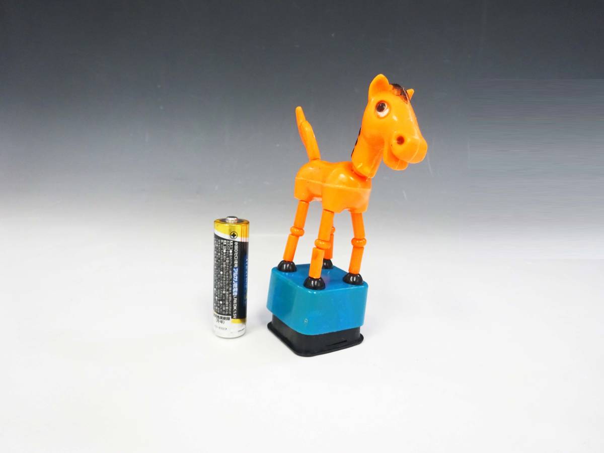 馬 プッシュパペット 脱力人形 動物 押すと倒れる玩具 おもちゃ 香港製