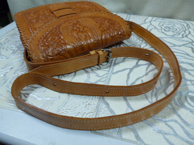 レザー ショルダーバッグ カービング ウエスタン レザークラフト  