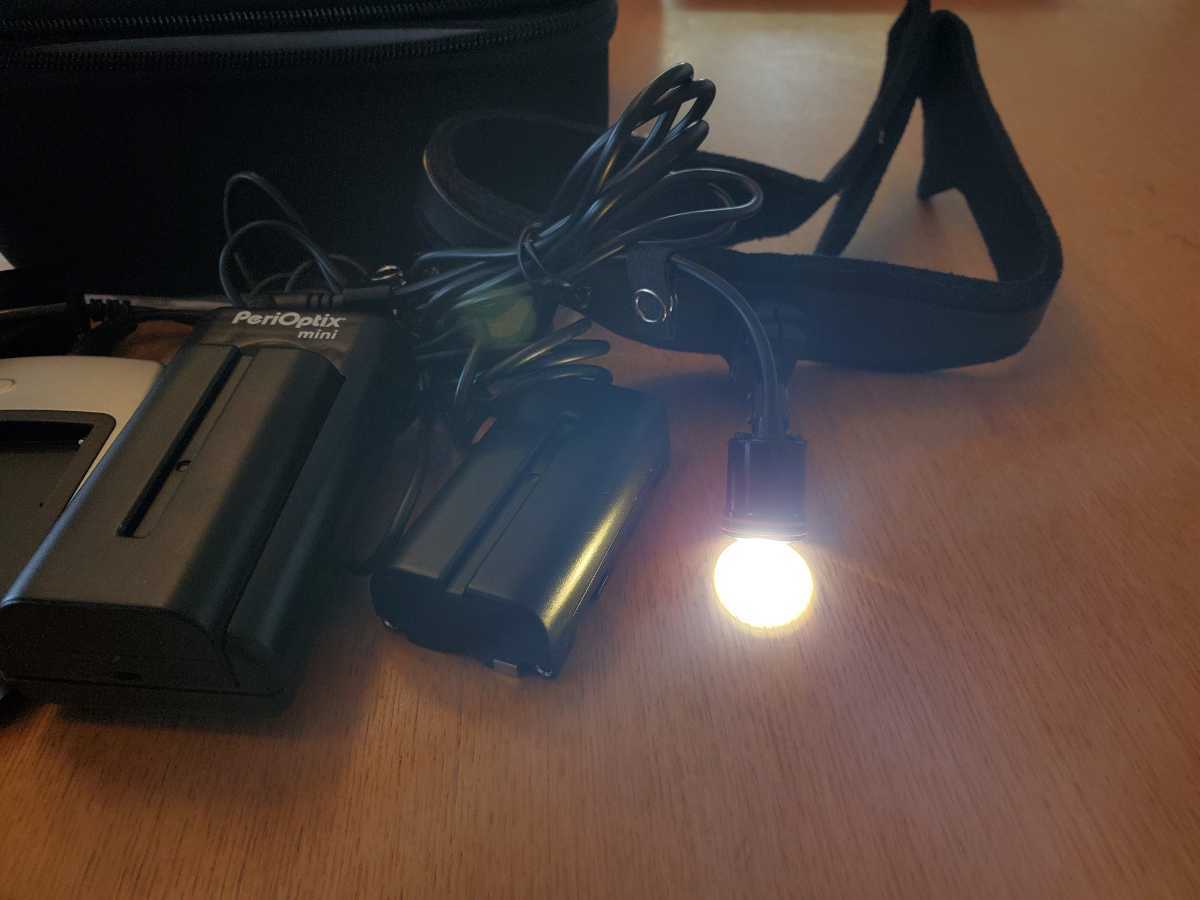 LED小型ライトSolaris mini(歯科・手術用ライト）_2