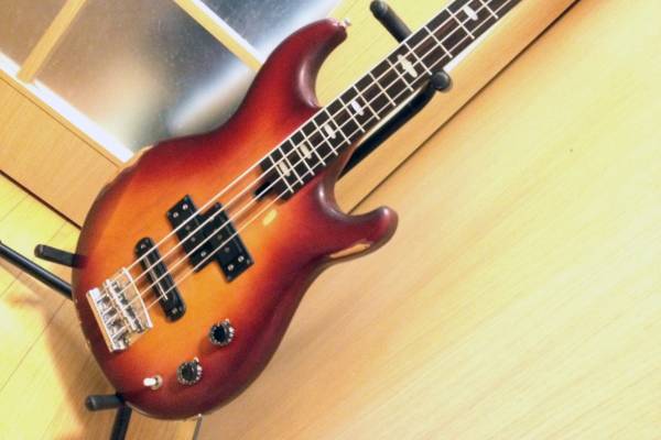 YAMAHA BB2000 Broad Bass BB-2000 ヤマハ ベース 動画あり Bass