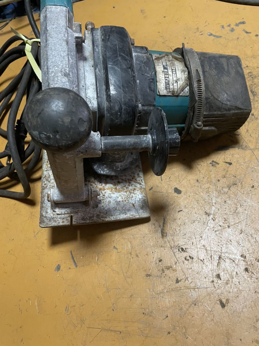 makita マキタ 7型カッター 4107R 中古品