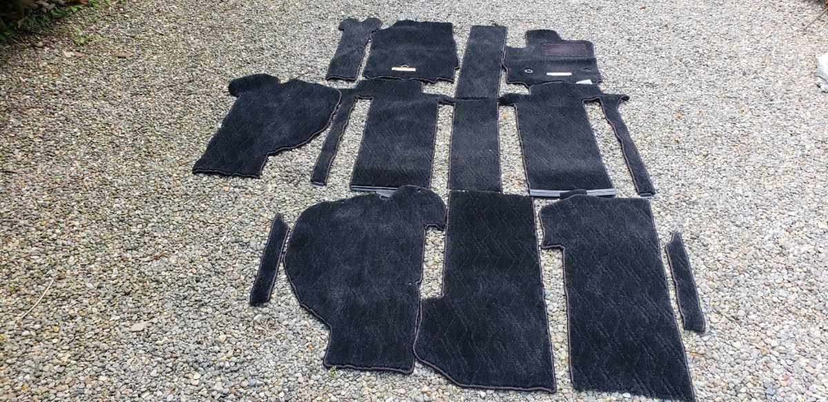 30系アルファード用 トヨタ純正オプション フロアマットセット 7人乗り用フロアマット 純正フロアマット トヨタ純正 フロアカーペット