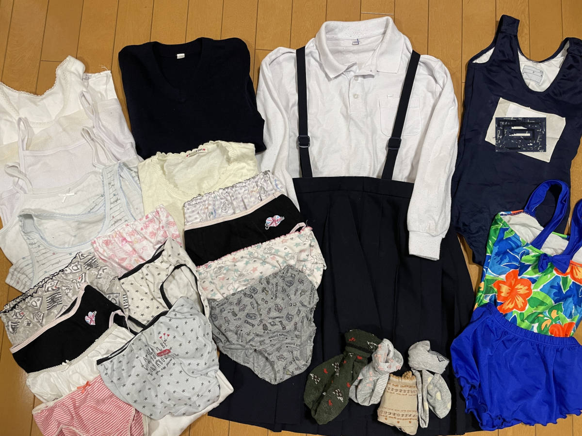 ECO 女の子タンス整理品　小学生JS　パンツ　制服　肌着 体操服　スカート　スクール水着　靴下　140　記名　クロッチ染み 