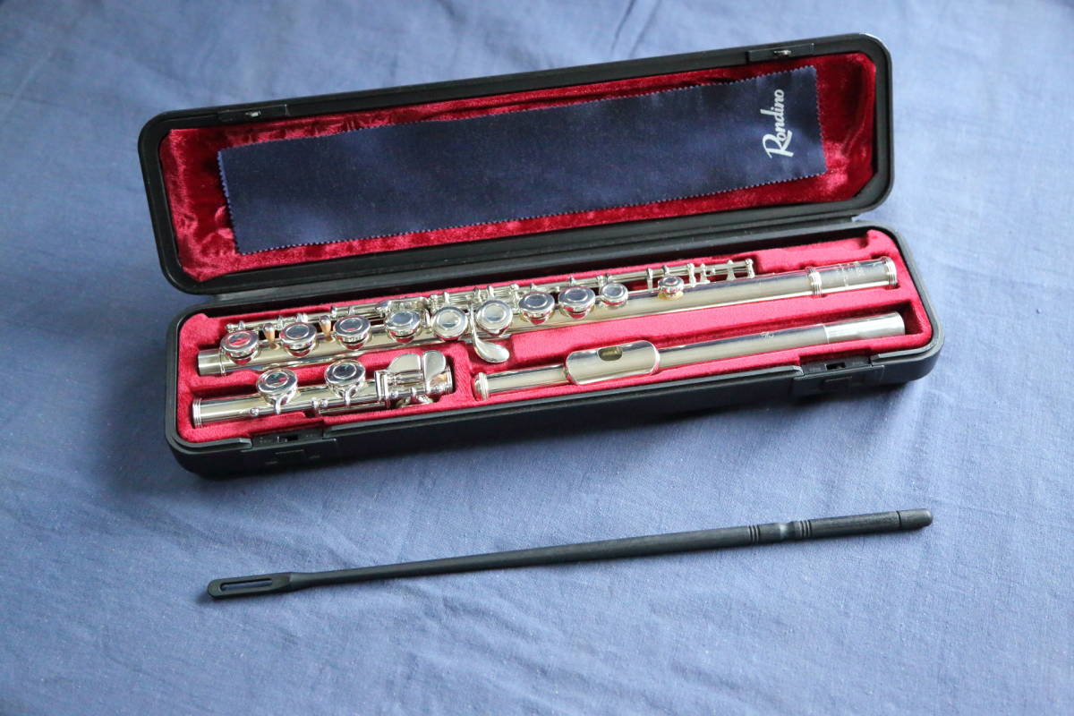 【分解整備・洗浄・調整済】ヤマハ YFL211 フルート ケース付き 分解整備・洗浄・調整済】ヤマハ YFL211 フルート ケース付き 分解整備