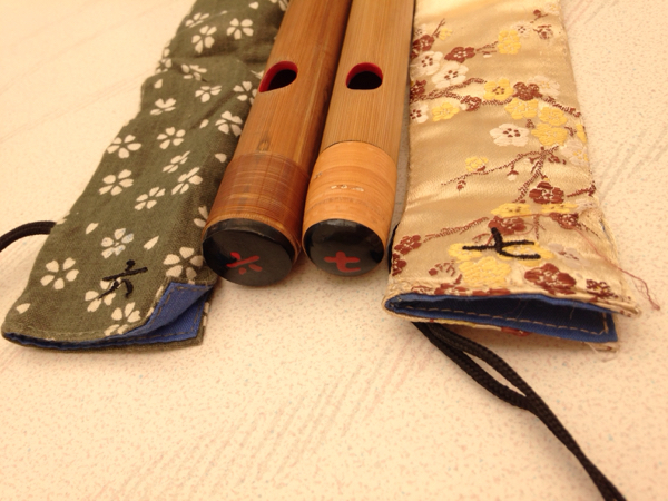 篠笛 鈴木楽器 竜峰 銀鈴 竹製 6.7本調子2本中古 袋と運指表付き_1